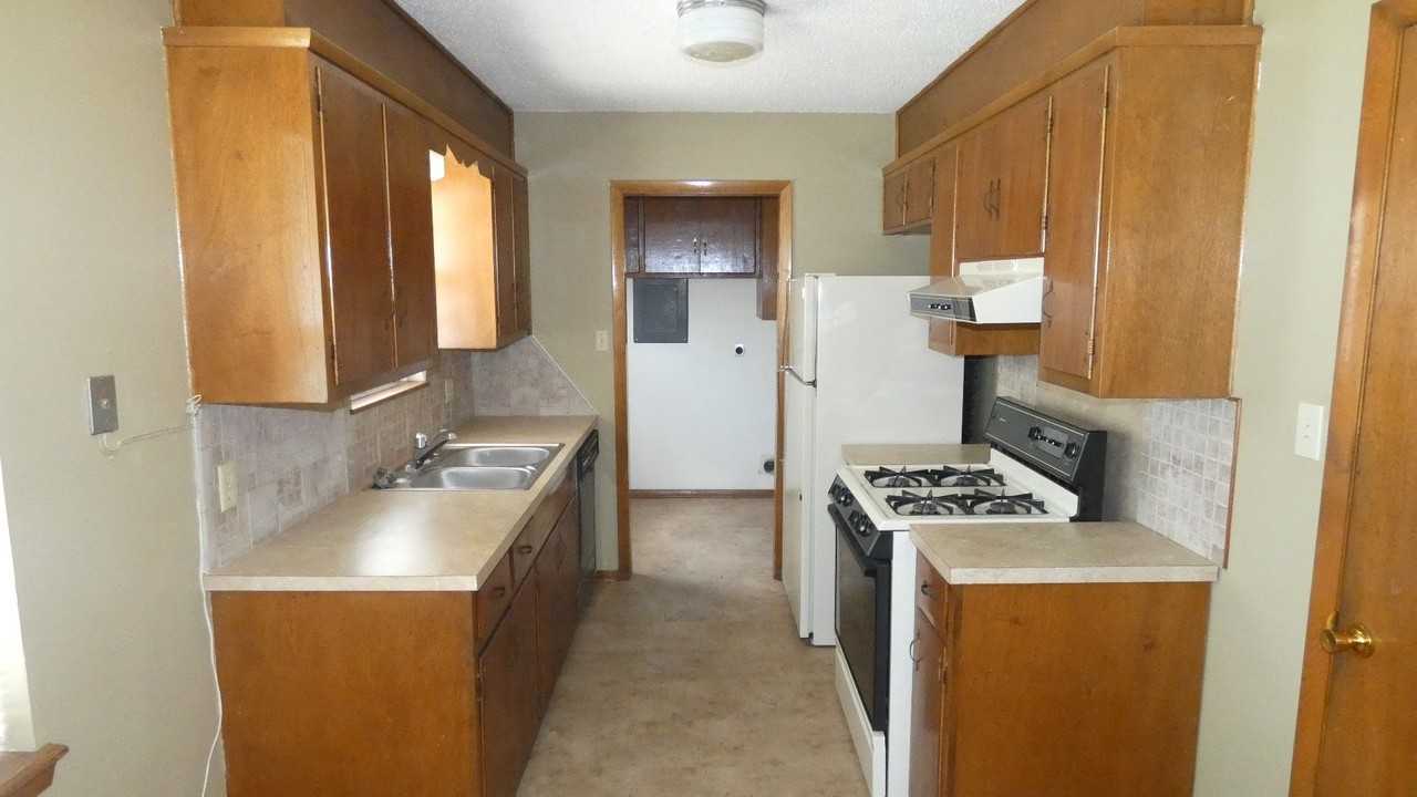 4229 Se Bedford Dr - Photo 6 of 17