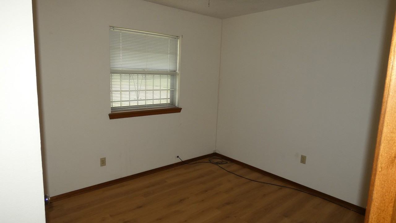 4229 Se Bedford Dr - Photo 7 of 17