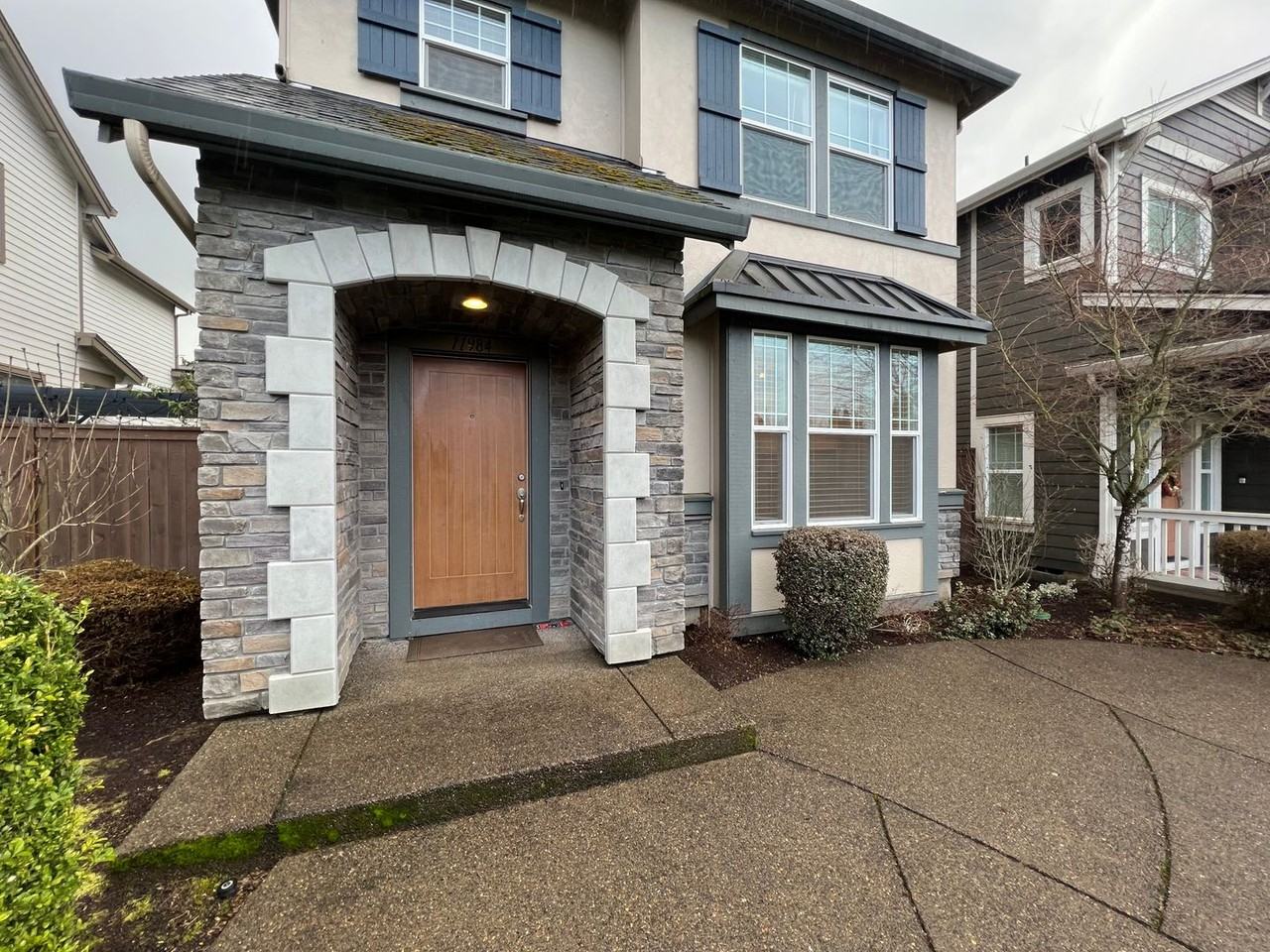 11984 Sw Barber St - Photo 2 of 50