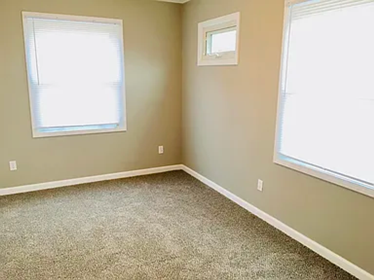 6474 N East Park View St - Photo 6 of 8