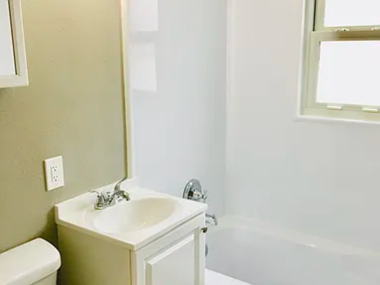 6474 N East Park View St - Photo 7 of 8