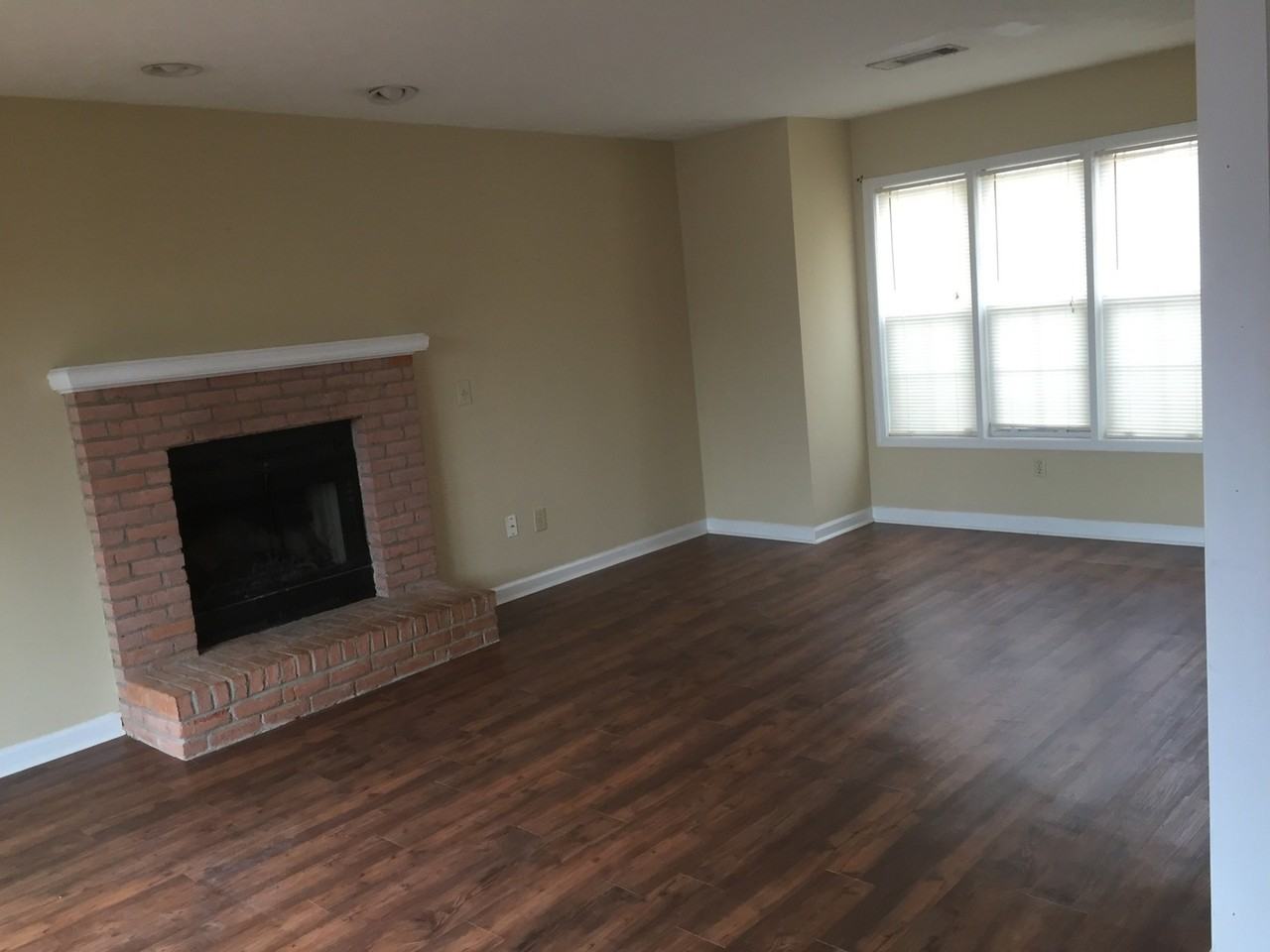 842 Chickasaw Ave - Photo 2 of 18