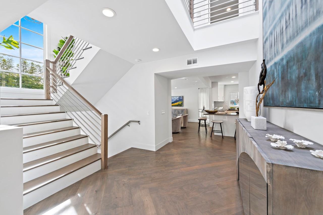 6445 Deep Dell Pl - Photo 5 of 33