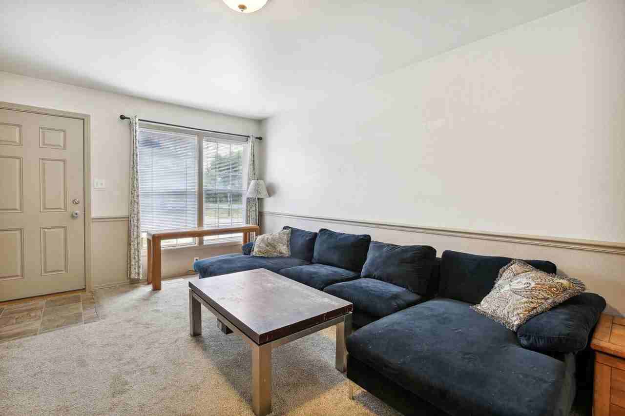 805 S Sunny Ln - Photo 2 of 8