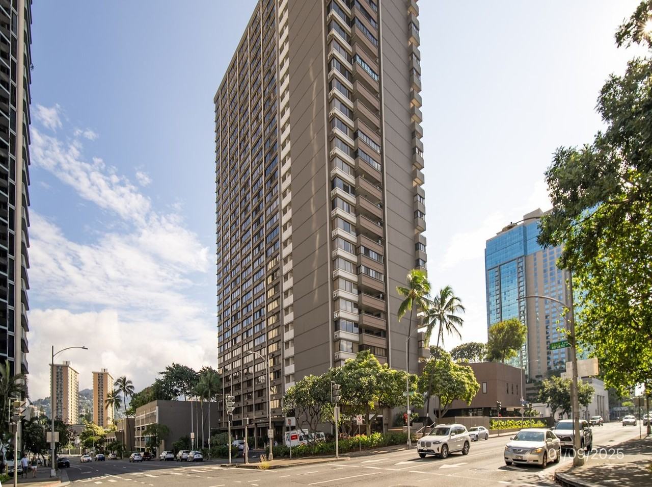 1255 Nuuanu Ave #E611