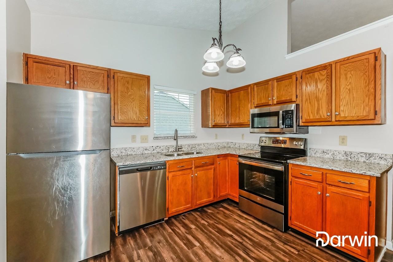 3644 Bearwood Dr - Photo 3 of 15