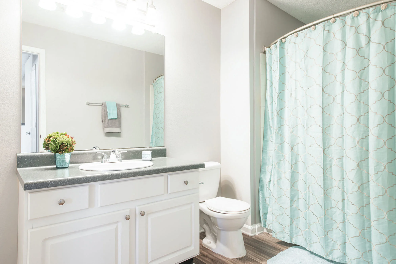 Emerge Oakcrest - Photo 5 of 25