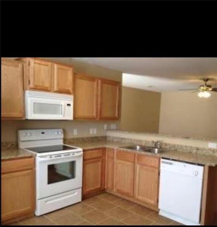 1102 Southwest Quartz Road 1 - Photo 2 of 4