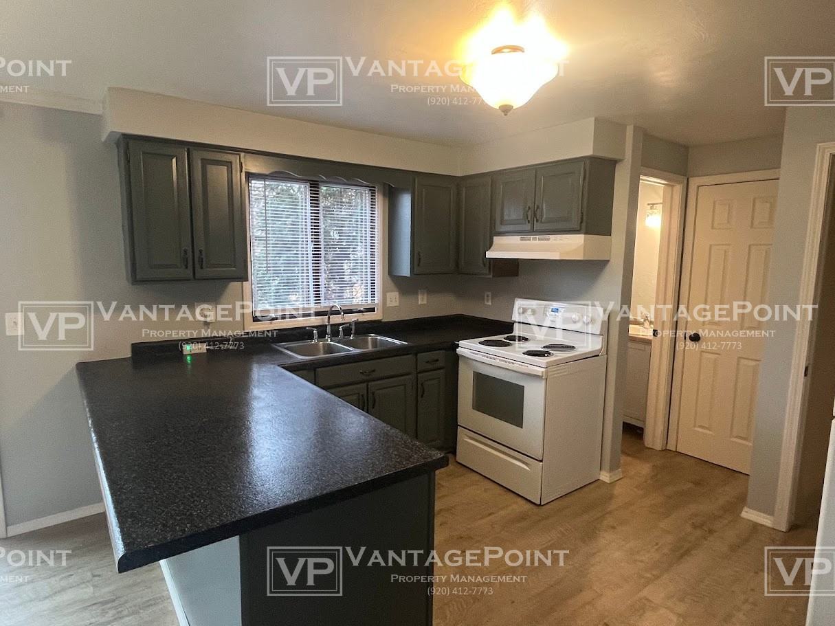 2014 Beech Tree Court - Photo 2 of 16