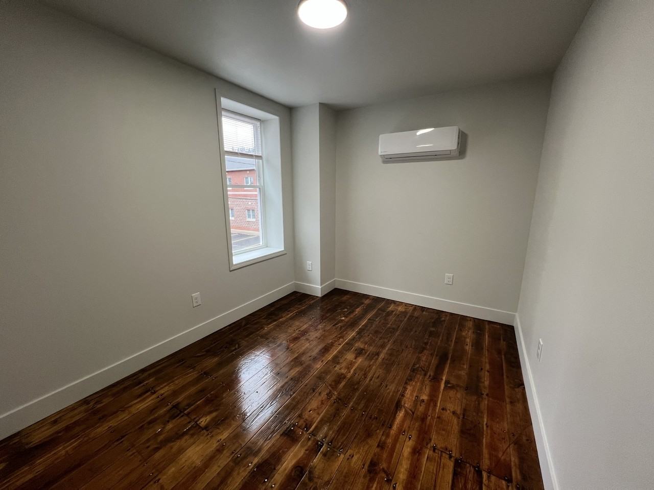 424 North 4th Street - Photo 3 of 3