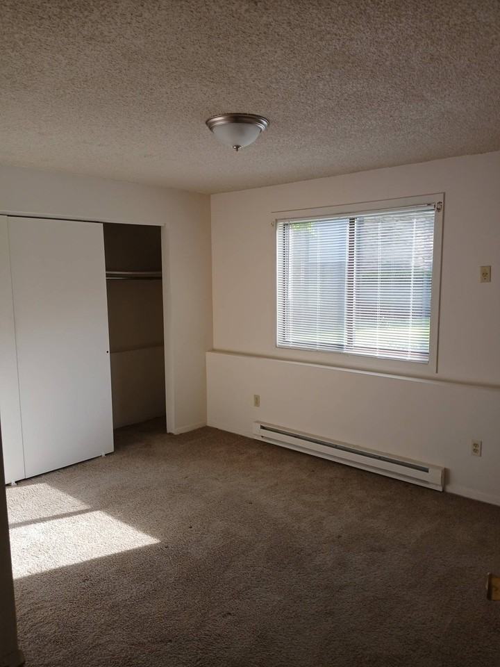 1384 Pioneer Road - Photo 2 of 15