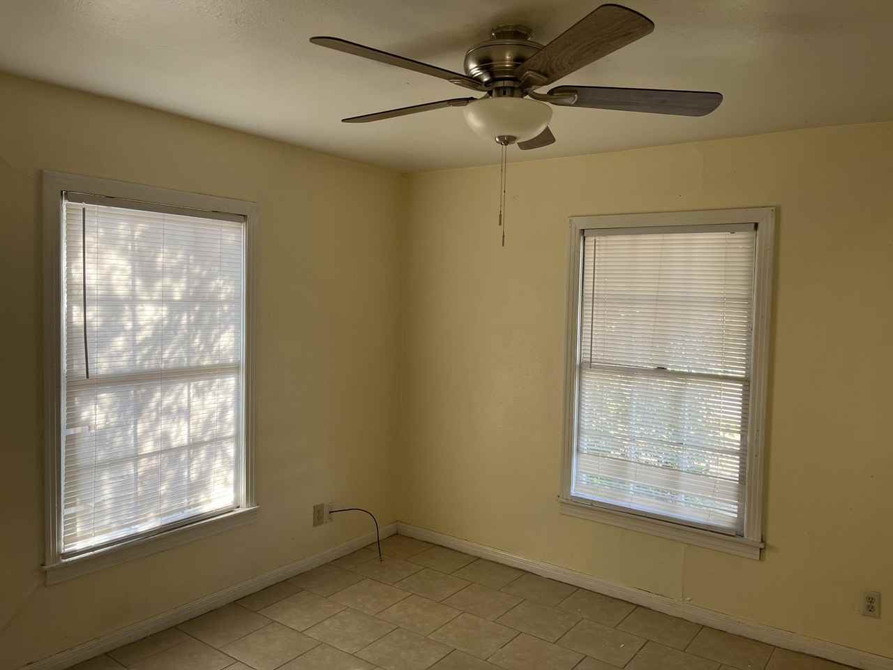 805 WEST KERN ROAD - Photo 2 of 9