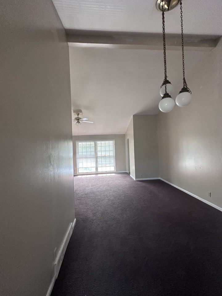 3439 Newburg Rd - Photo 3 of 10