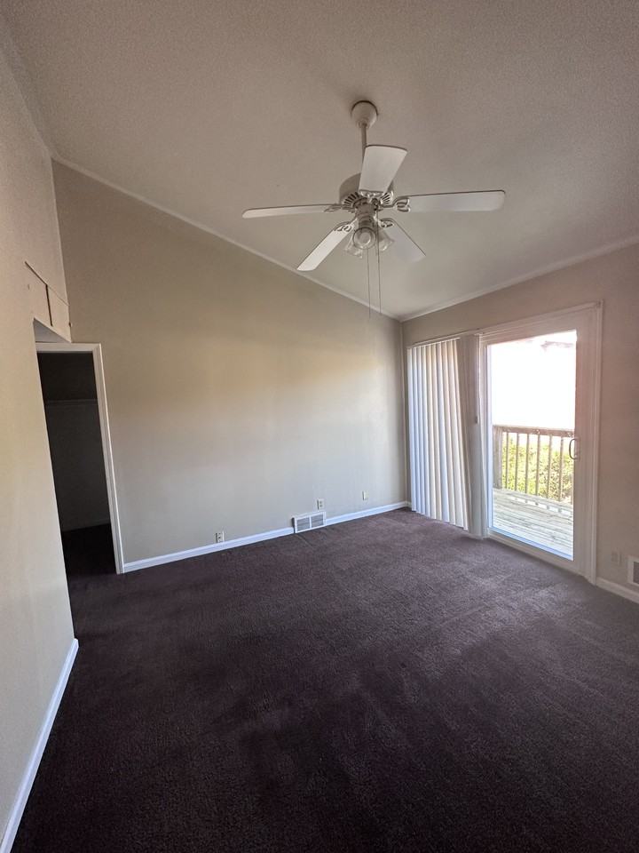 3439 Newburg Rd - Photo 7 of 10