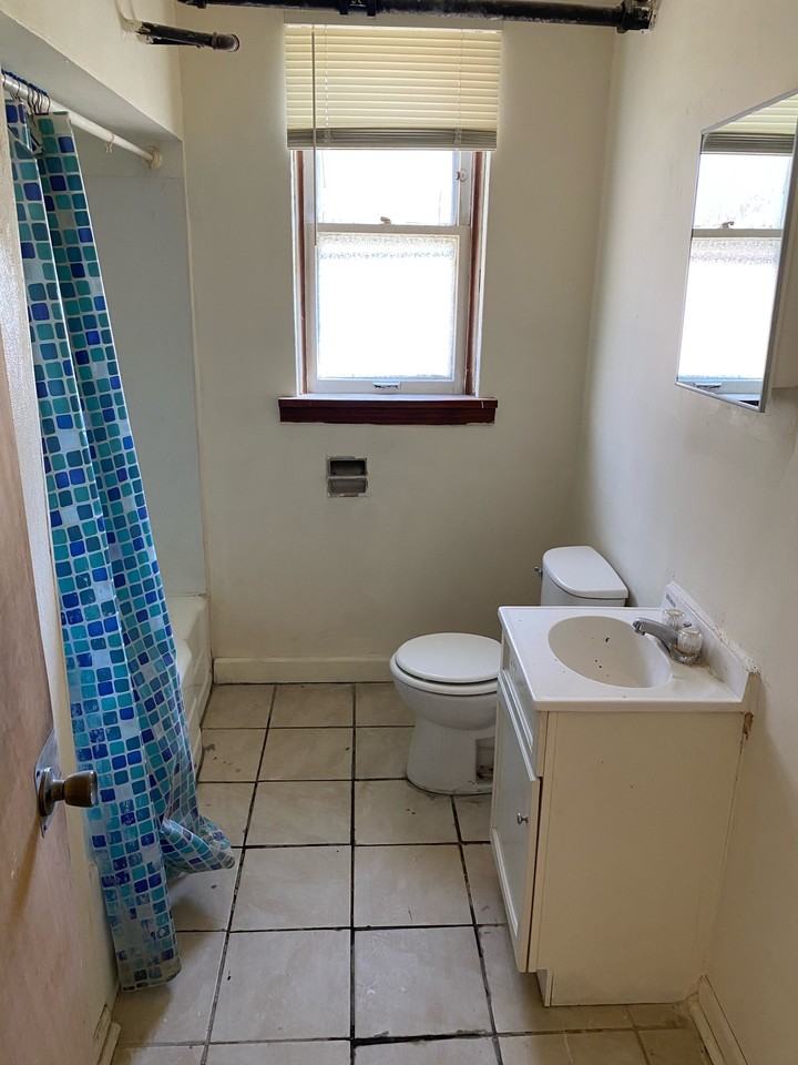 416 E. 41st Ave - Photo 3 of 12