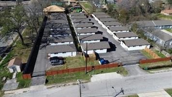 featured image of 3805 Wipprecht St