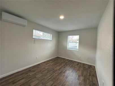 3805 Wipprecht Street - Photo 5 of 13