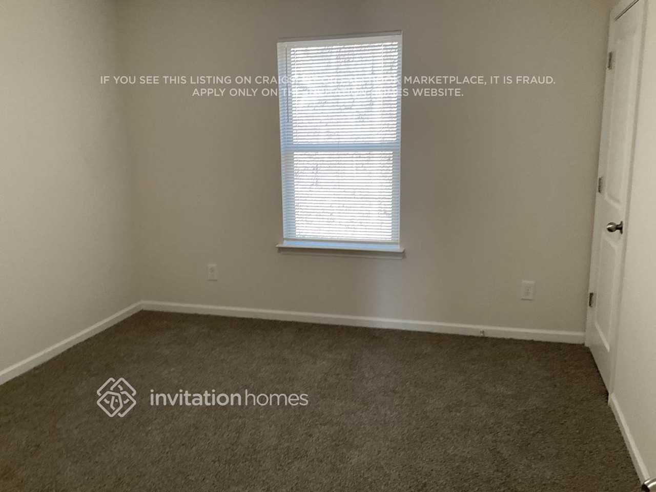 4201 Oak Field Dr - Photo 4 of 8