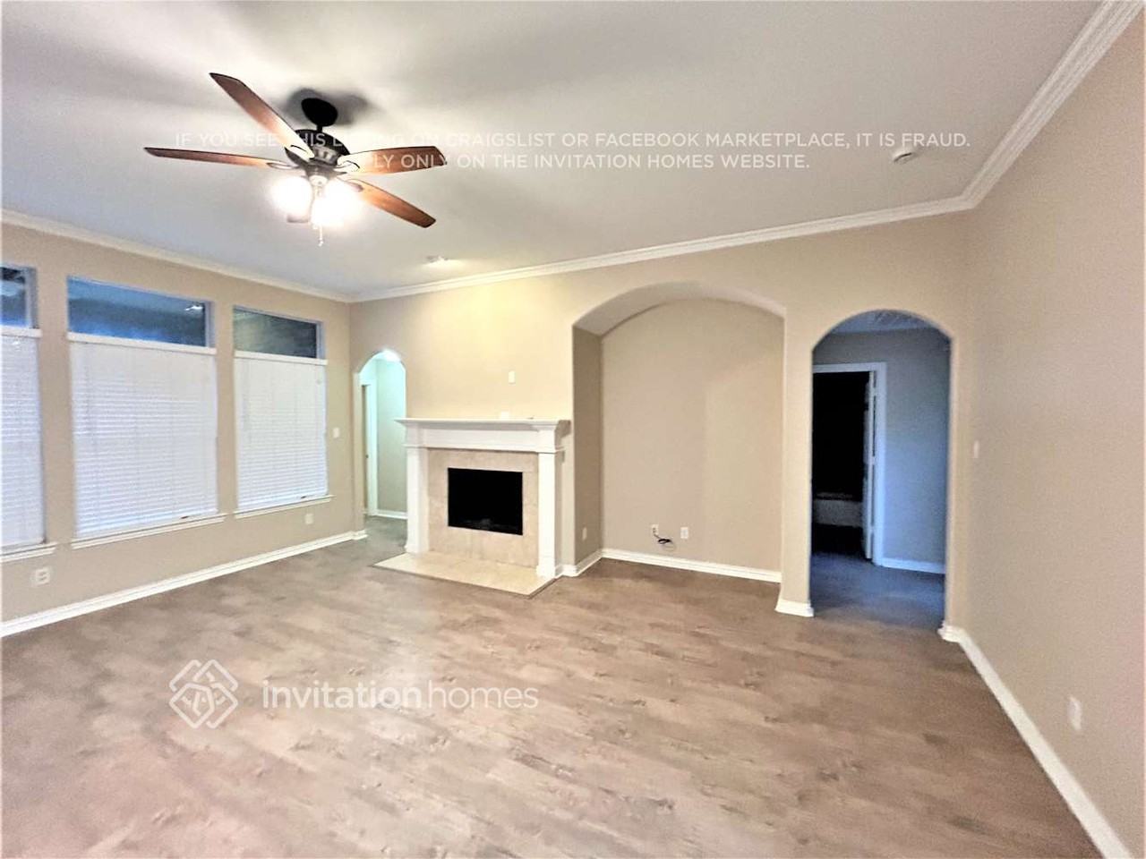 1104 Miramar Ave - Photo 5 of 19