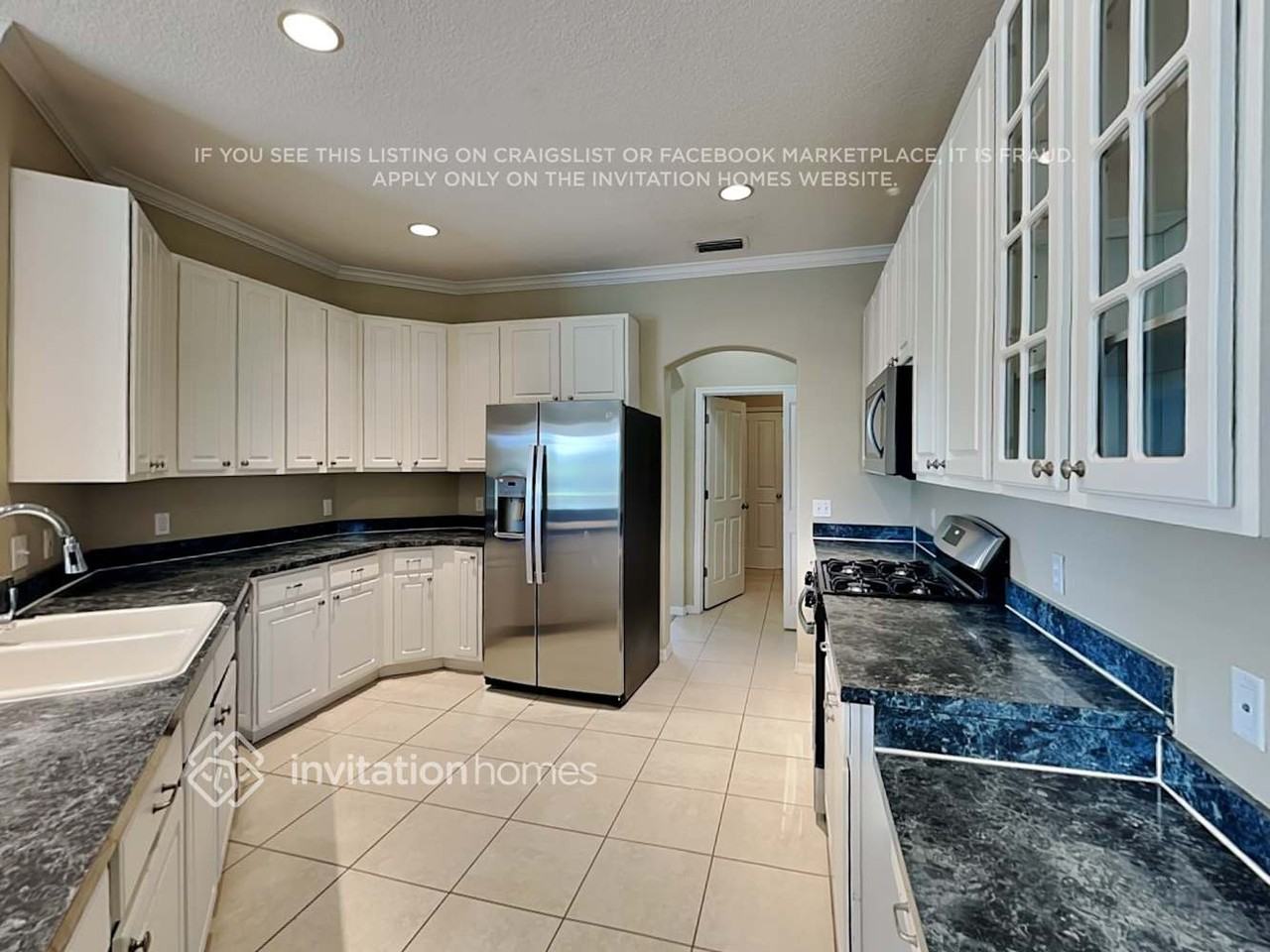 11910 Whistling Way - Photo 6 of 15