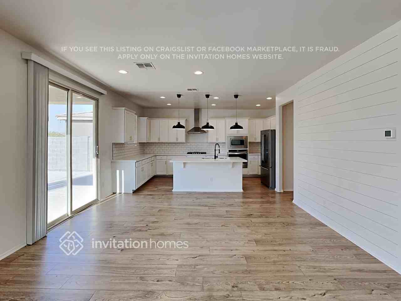 2152 W Emrie Ave - Photo 7 of 21