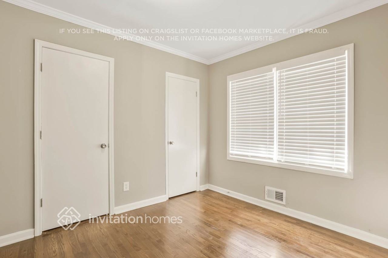 3450 Glenwood Rd - Photo 6 of 11