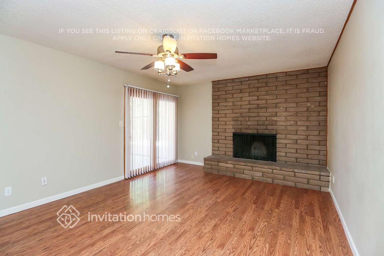 518 W Riviera Dr - Photo 3 of 18