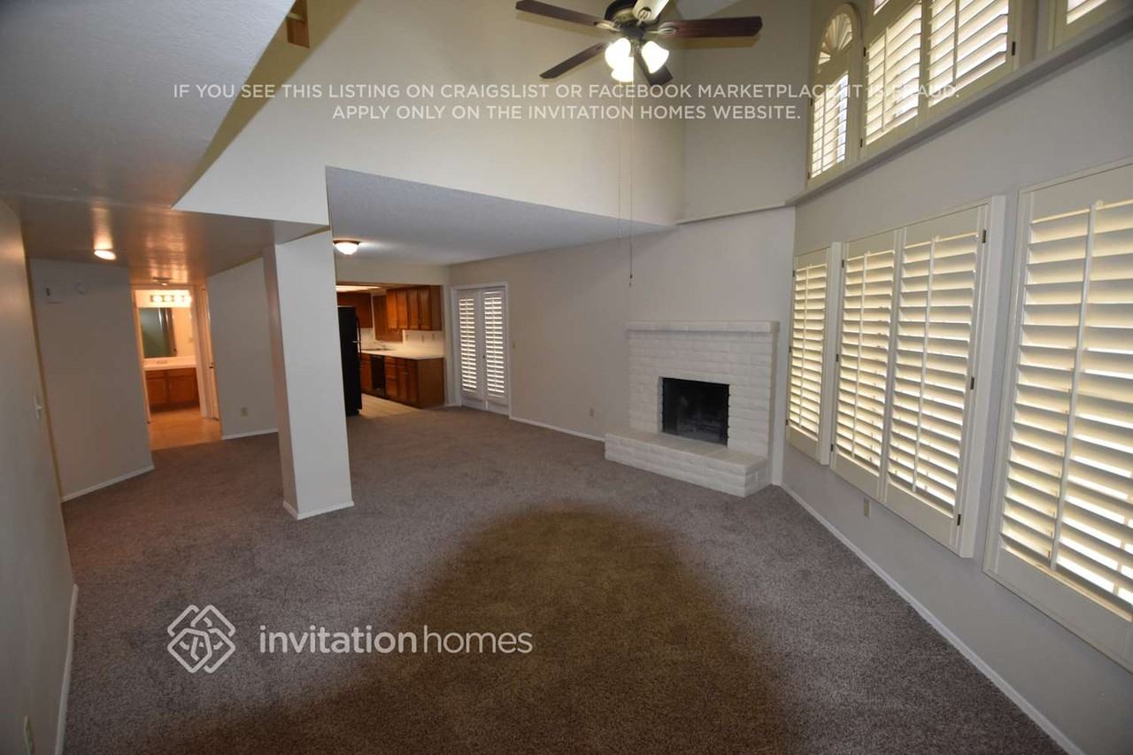 7120 N 31st Dr - Photo 3 of 13