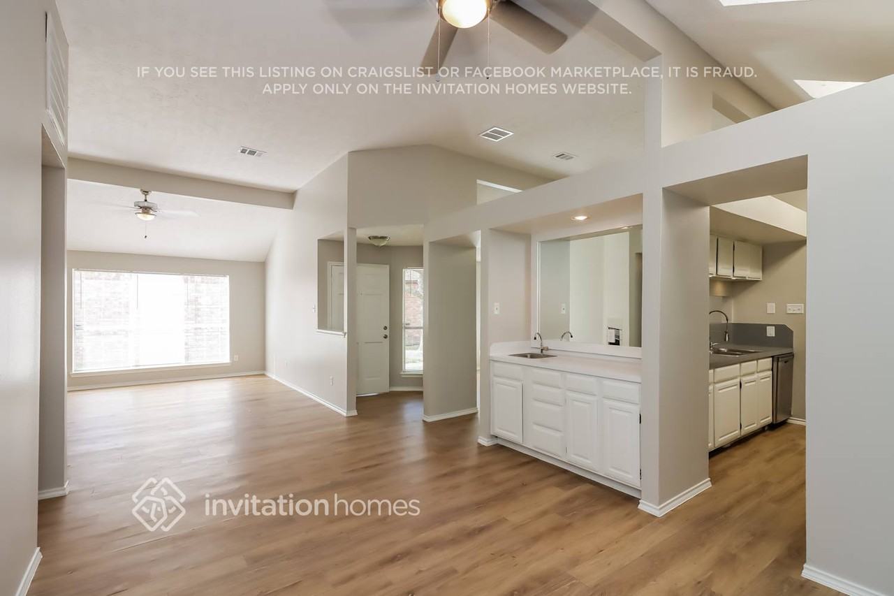 13015 Stancliff Oaks St - Photo 6 of 16