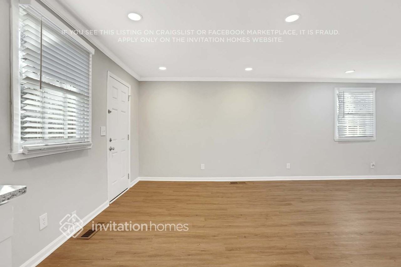 367 Belgarde Pl Se - Photo 4 of 22