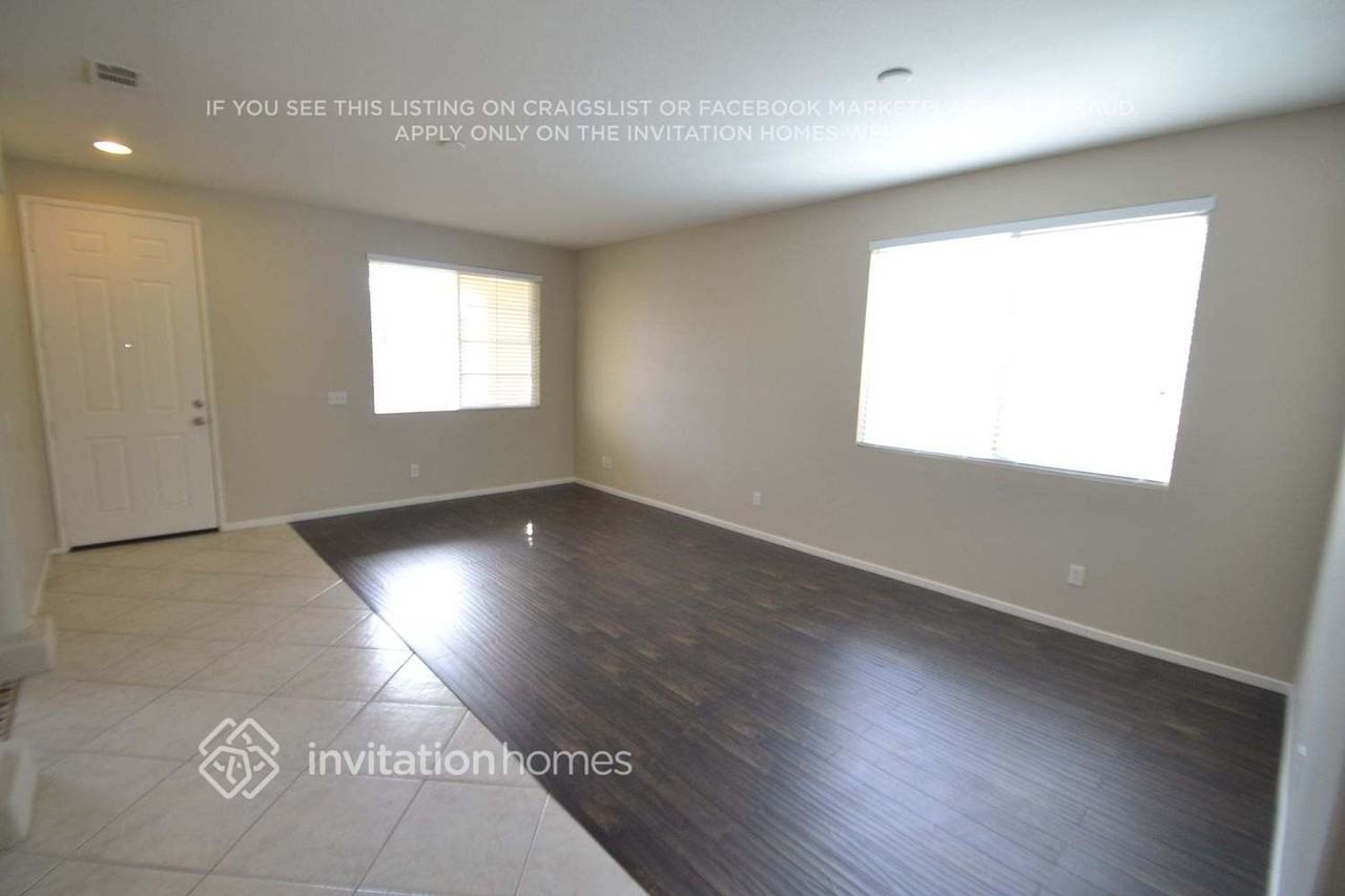 43839 Elena Ct - Photo 2 of 16
