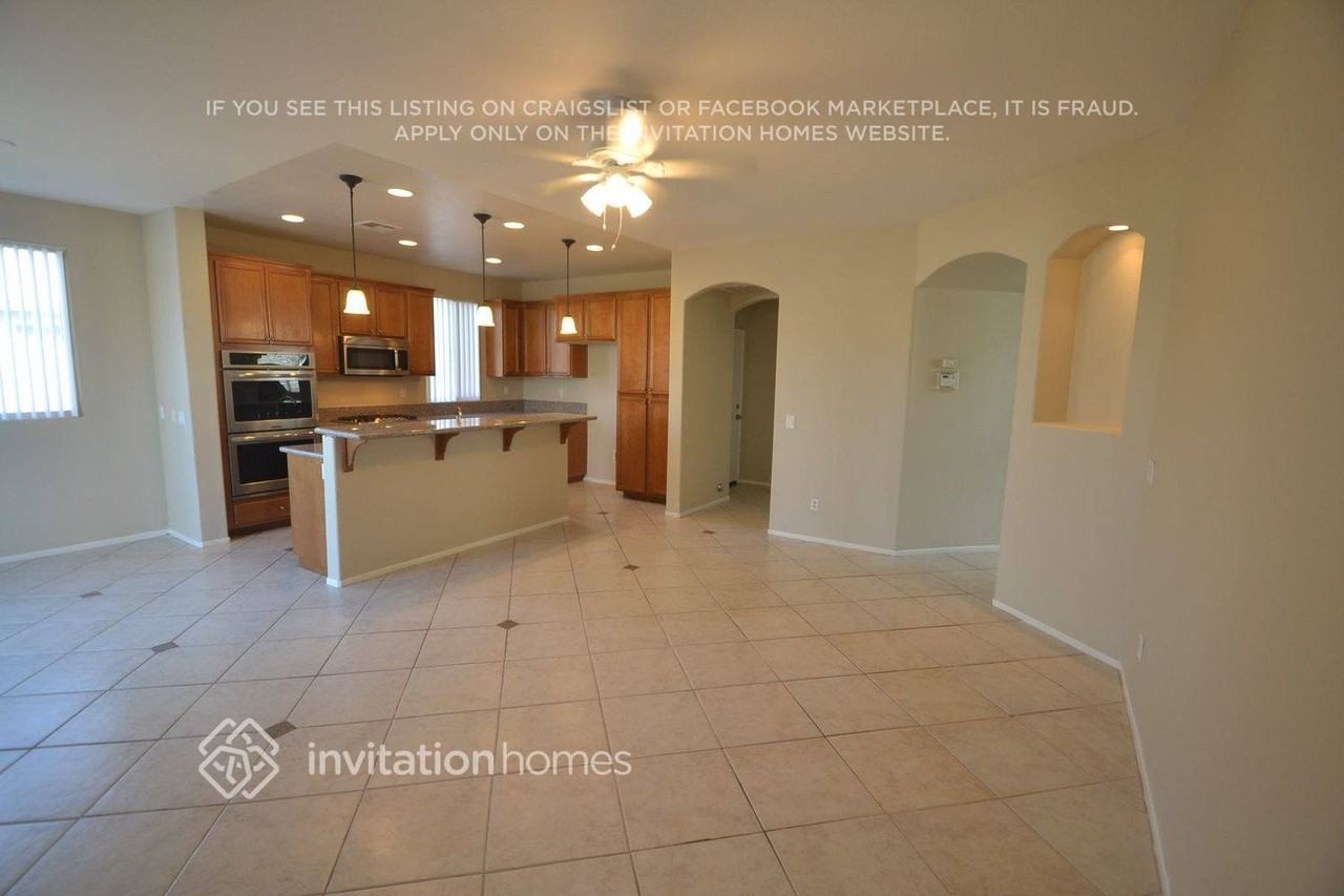 43839 Elena Ct - Photo 3 of 16