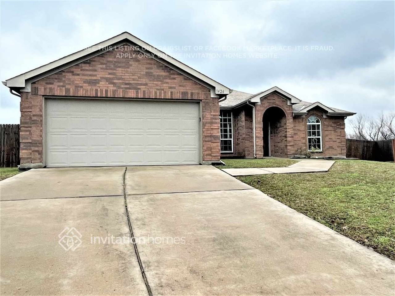 1426 Teal Way - Photo 2 of 19