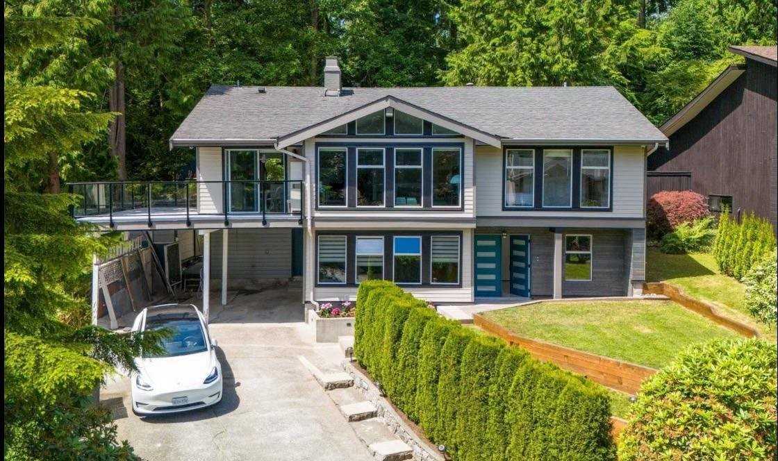 3761 Regent Ave - Photo 3 of 15