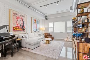 939 S Broadway Unit 910  