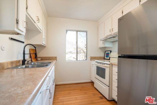 10308 Summertime Ln - Photo 2 of 8