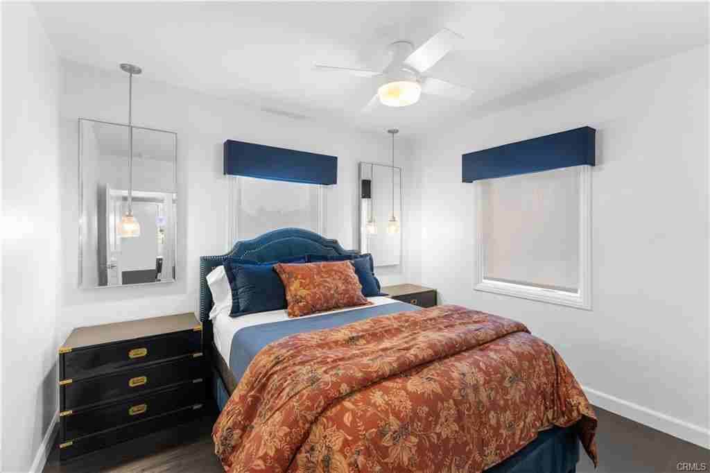 215 E Edgewater Ave - Photo 3 of 8