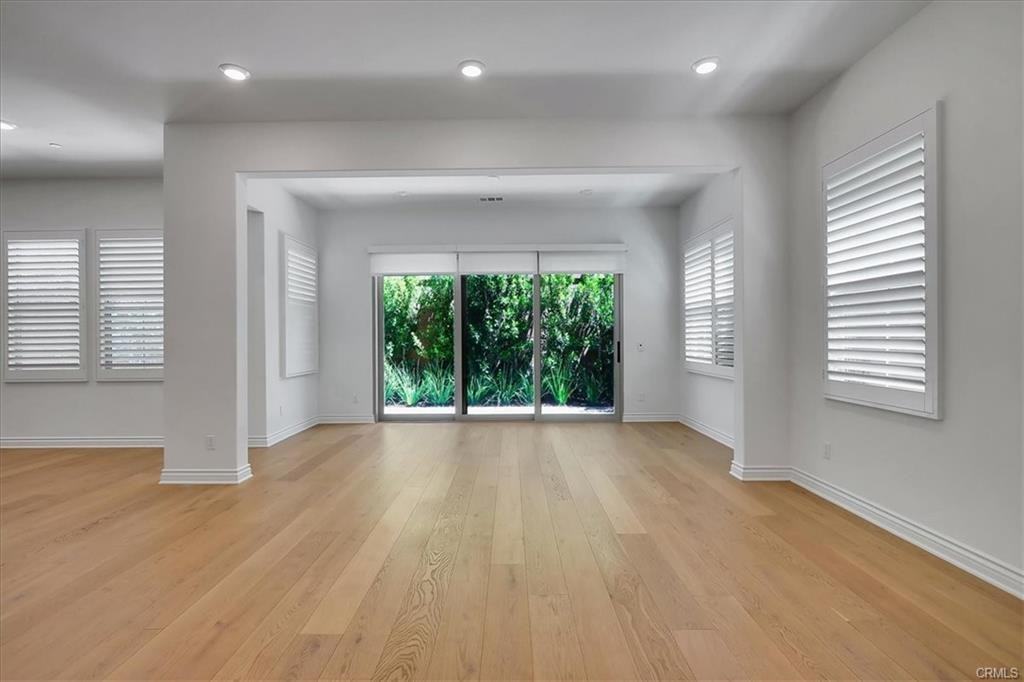 102 Frontier - Photo 2 of 8