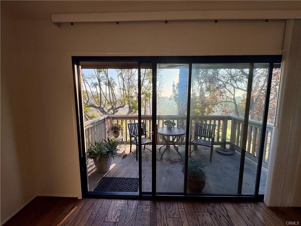 47 Sea Island Dr - Photo 3 of 8