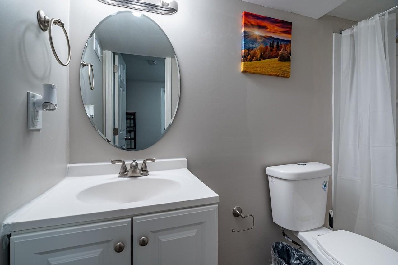 Pineglen Dr - Photo 4 of 18