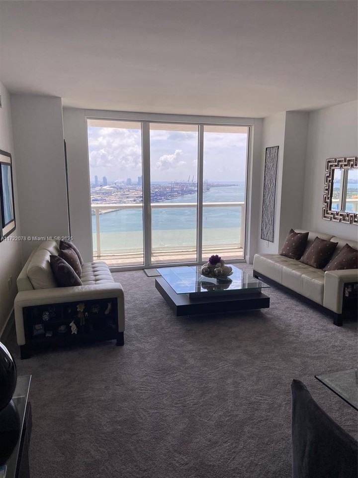 50 Biscayne Blvd #2906 - Photo 2 of 4