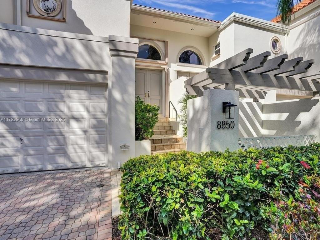 8850 Southwest 67th Court - Photo 2 of 49