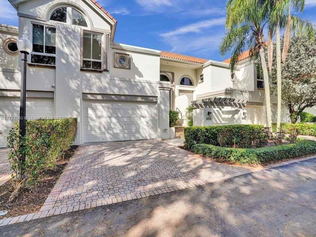 8850 Southwest 67th Court - Photo 3 of 49