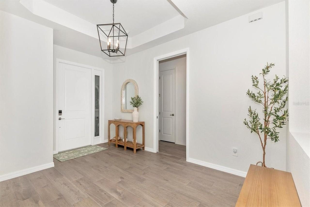 17672 Santorini Ct - Photo 3 of 50