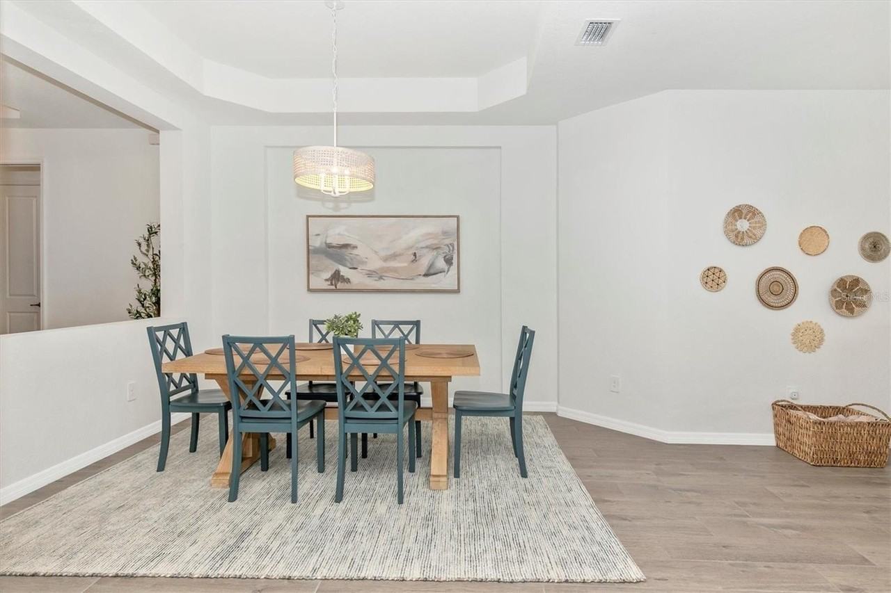 17672 Santorini Ct - Photo 7 of 50