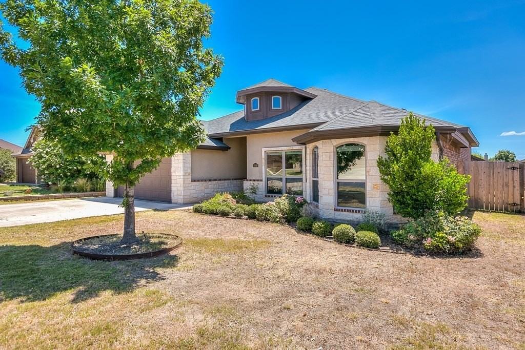 5906 Merrick St - Photo 4 of 29