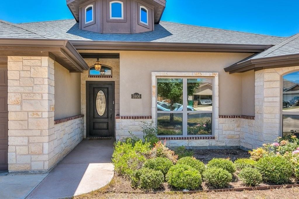 5906 Merrick St - Photo 5 of 29