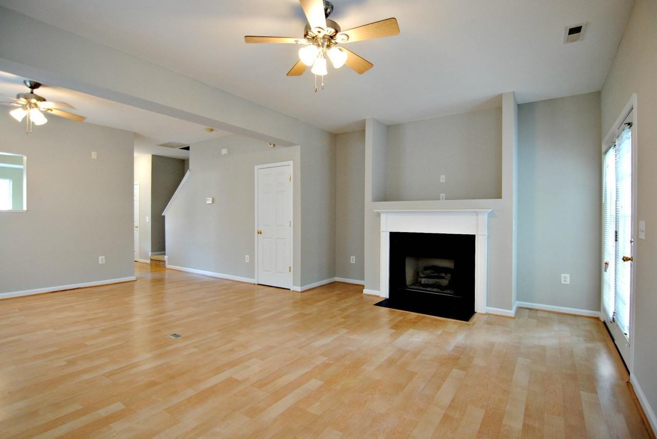 10821 Galand Ct - Photo 5 of 14