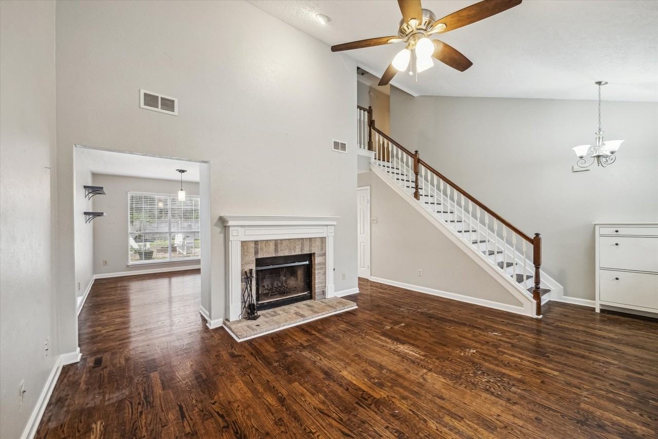 3315 Kings Mountain Dr - Photo 5 of 20