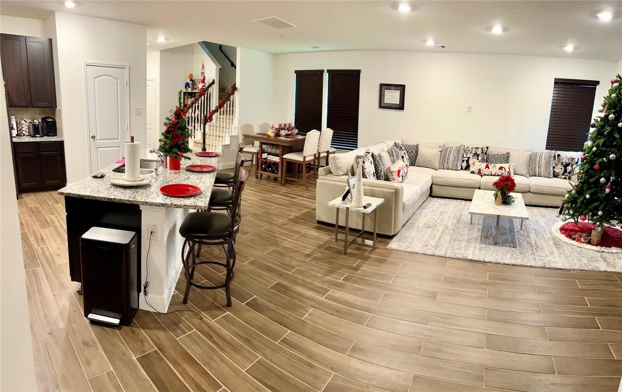 14606 Gully Run Ct - Photo 2 of 16